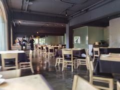 大堂-穹六人间 people 6(岳阳路店)