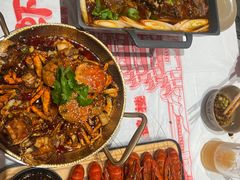 -肥肥虾庄·金牌油焖大虾(汉口城市广场店)