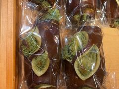-天井·丑面包搭咖啡