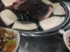 菌类拼盘-韩聚屋韩国烤肉餐厅(新北万达店)