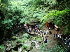 -藏龙百瀑风景区