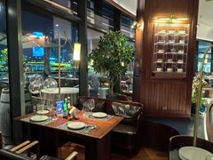 -MONICH牛排融合餐厅(和义大道购物中心店)