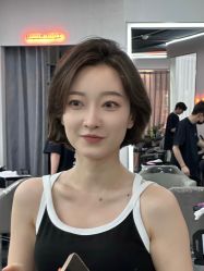 -艾美A·M Hair Salon