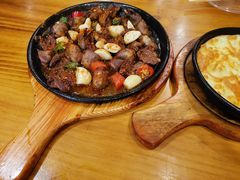 -老东镇啤酒屋海鲜加工·蒸汽海鲜·海鲜烧烤(台东店)