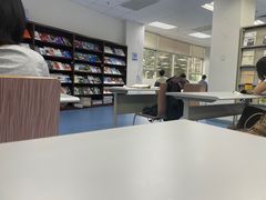 -南山图书馆(常兴路店)