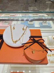 -潮宏基(万象城店)