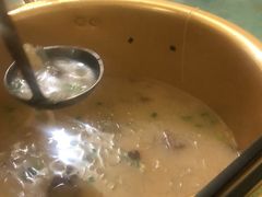 -洞背山庄(洞背院区式管理小区店)