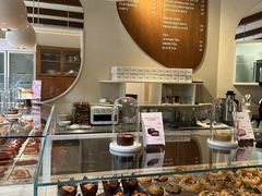 -VERIE BAKEHOUSE