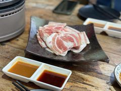 -萌牛肠烧烤店(虹梅路店)