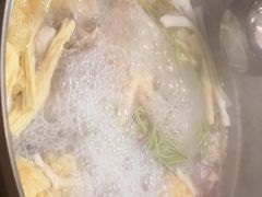 -椰子营·椰子鸡火锅(万象里店)