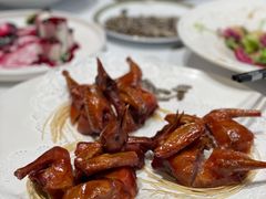 玻璃乳鸽-老船夫婚宴婚庆会馆(延吉路店)
