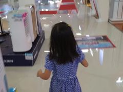 -鸿通城购物中心