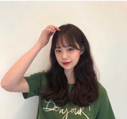-丝语萱形象