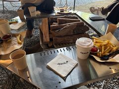 -J Create城市露营咖啡·简餐·宠物(上海动物园店)