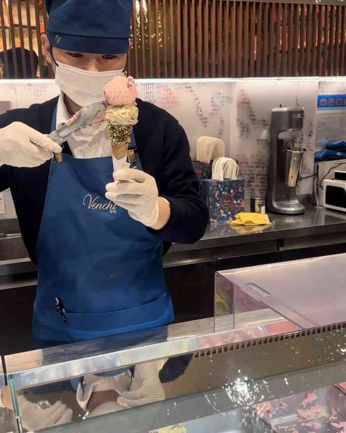 宝宝乐713 2020年12月11日 关注 打分 口味 : 4.0 环境 : 4.