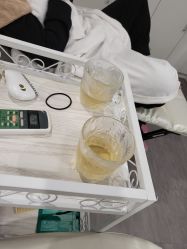 -舒欣头疗·俏丝谧语 白发脱发专业护理 