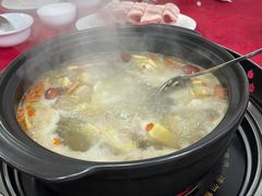 -花苑美食横琴生蚝火锅(拱北粤华路店)