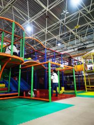 -爱丽丝奇幻乐园