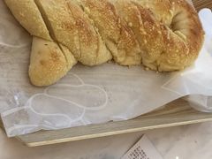 苏丹王榴莲乳酪软欧包-烫面包·面包烘焙(绿地缤纷城店)