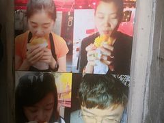 -小红车炸蛋葱油饼