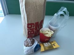 -麦当劳(南京路2店)
