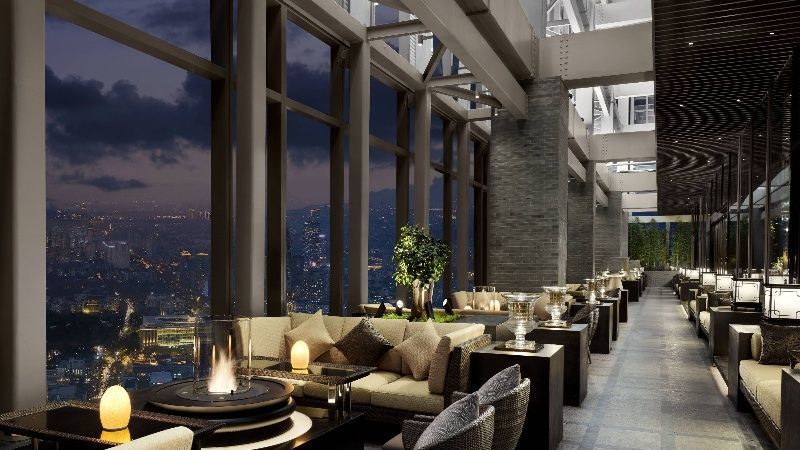 城市尝鲜计划 德基广场南京丽思卡尔顿大酒店环境非常不错,在这样的