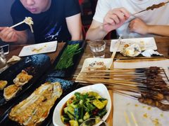 -跳舞牛·串烧酒场(麦地店)