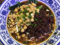 -渝之汇牛肉豌杂面