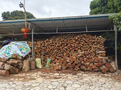 -莲湖山庄