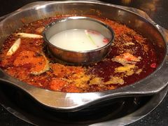 -小天鹅火锅·一线江景洪鼎旗舰店(洪崖洞店)