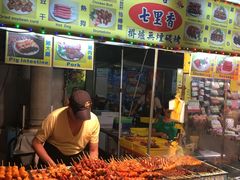 -六合夜市