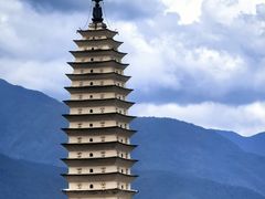 -三塔倒影公园