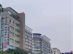-麦当劳(十字街店)