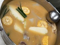 -肥仔文澳门猪骨煲(南京西路店)