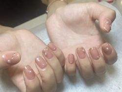 -UGIRL有个美甲