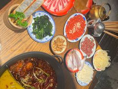 -萍姐火锅·公路夜市(武汉首店)