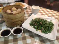 -新大咀港式茶餐厅(宝山万达店)