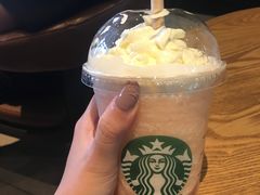 -星巴克臻选(莘庄仲盛店)