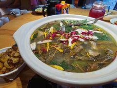 鲜花野菜炖土鸡-滇铺子·云南特色菜·第九届野生菌美食节(东风东路c86店)