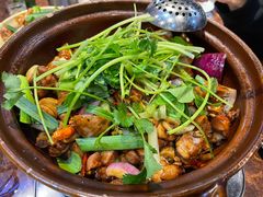 -胡须佬鸡煲四季火锅(海雅缤纷城店)