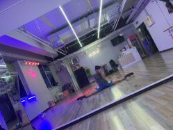 -WITCH （舞季）舞蹈工作室