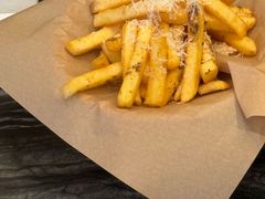 -LES ELITES 英集荟(南京西路店)