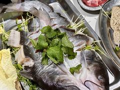 -王奋斗贵州酸汤牛肉火锅