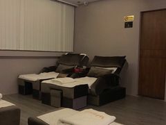 -鸿鹄足浴店(东门店)