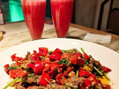小炒黄牛肉-吴越荣记苏州菜·松鼠桂鱼(月光码头店)