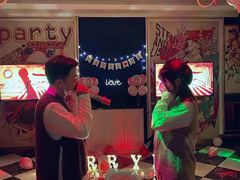 -圣地雅歌KTV(市府广场店)