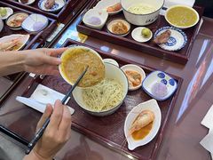 -百年老字号·观振兴蟹黄面·三虾面·苏式面(观前街富仁坊巷店)