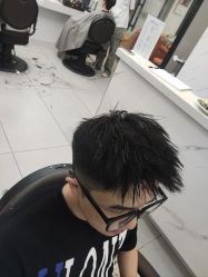 -尤司男士国潮理发馆