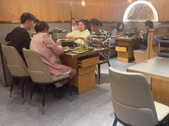 -围炉肉舍丹东海鲜烤肉·烤活鳗(步行街店)
