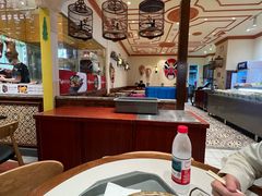 -大食代美食广场(上海中心店)